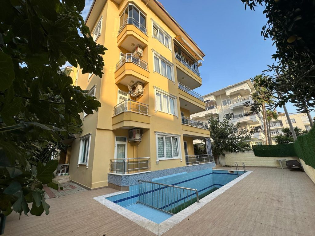 Wohnung in Alanya zu verkaufen (Kleopatra-Strand)